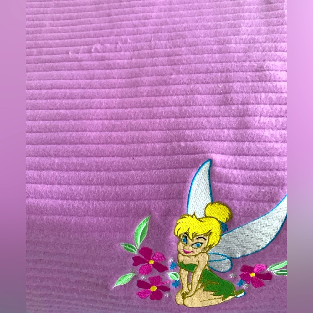 Tinkerbell Disney twin coverlet/throw. machine washable. W Tinkerbell twin sheet